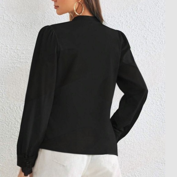 Luxe black classic surplice long sleeve blouse - Picture 3 of 7